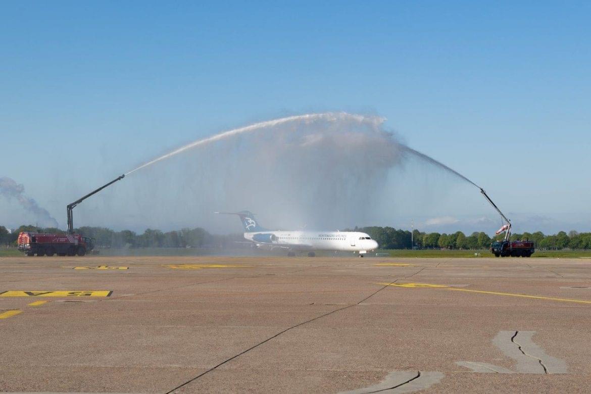 Montenegro Airlines csőd megszűnt vízágyú diadalív