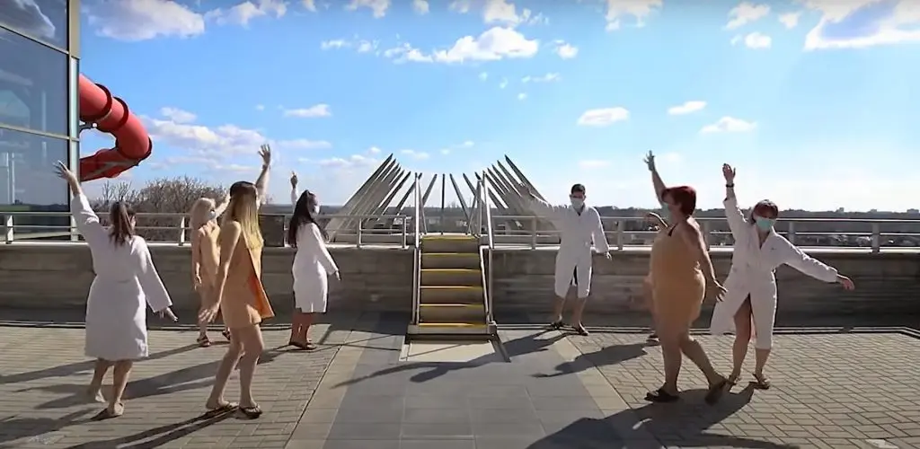 Örömtánc Budapest Gyógyfürdői Csillaghegyi fürdő Jerusalema kihívás BGYH tánc