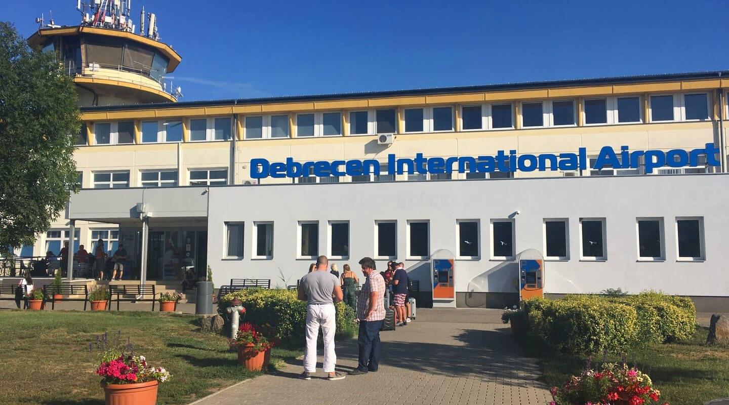 Debreceni Nemzetközi Repülőtér újranyit nyitás WizzAir bázis