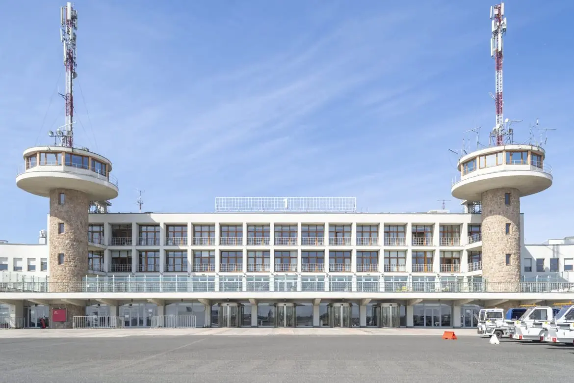 Liszt Ferenc repülőtér 3 terminál építése Ferihegy 1 újranyitás