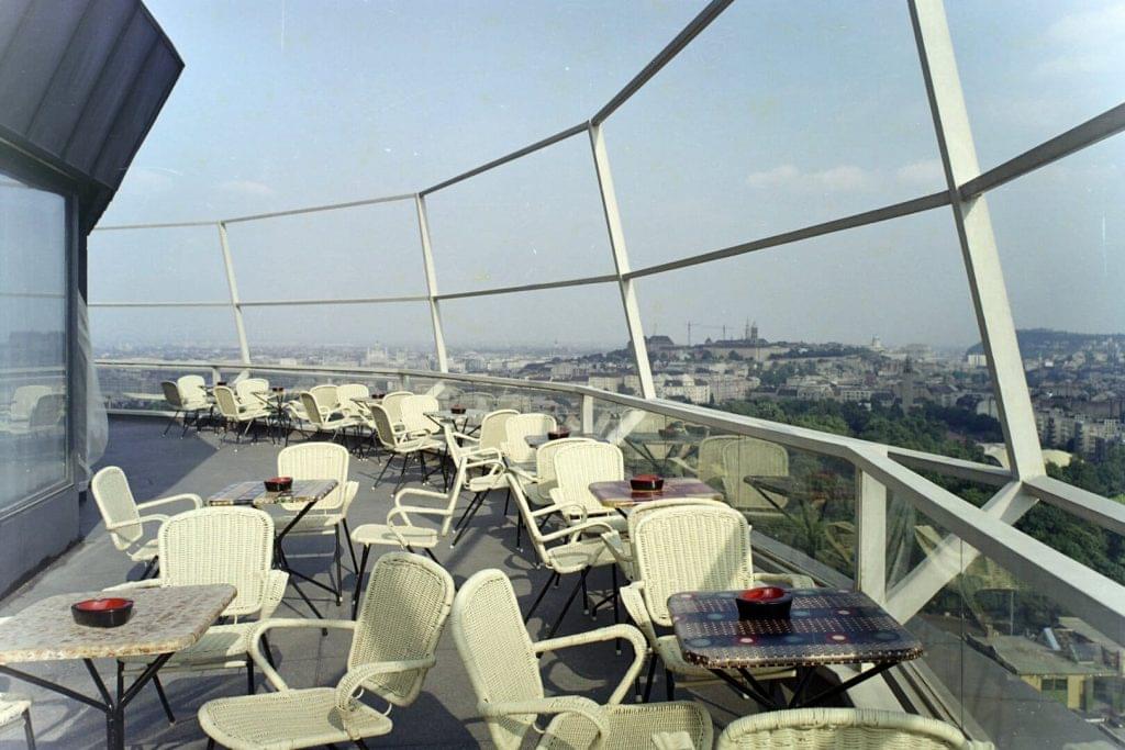 Körszálló kollégium Danubius Hotel Budapest munkásszálló tetőterasz panoráma