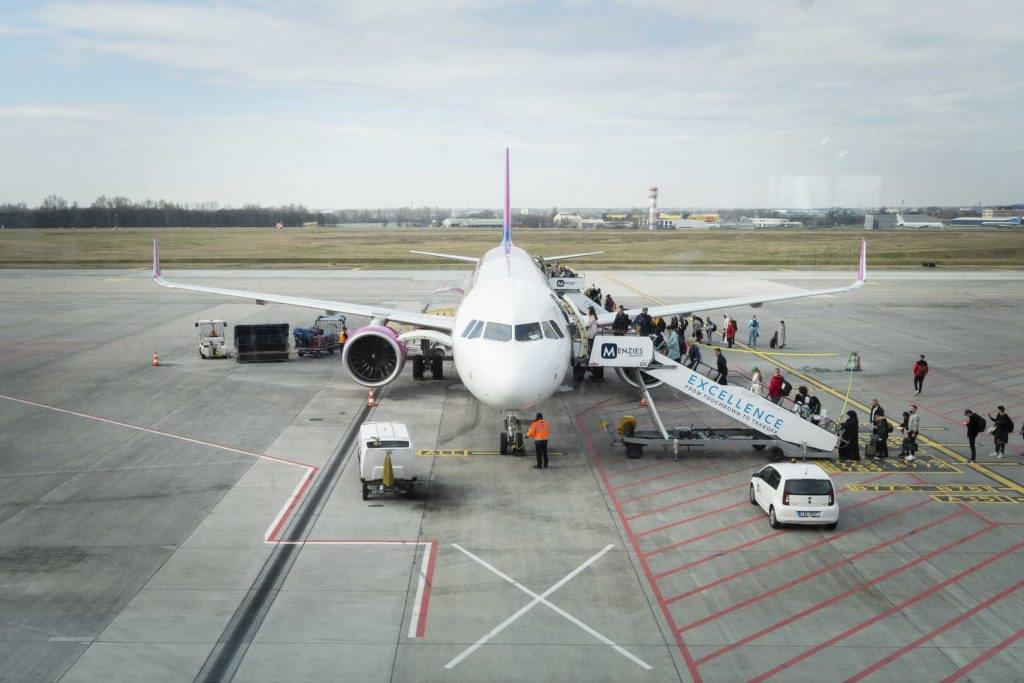 Budapest Liszt Ferenc Nemzetközi Repülőtér utasforgalom 2022 március