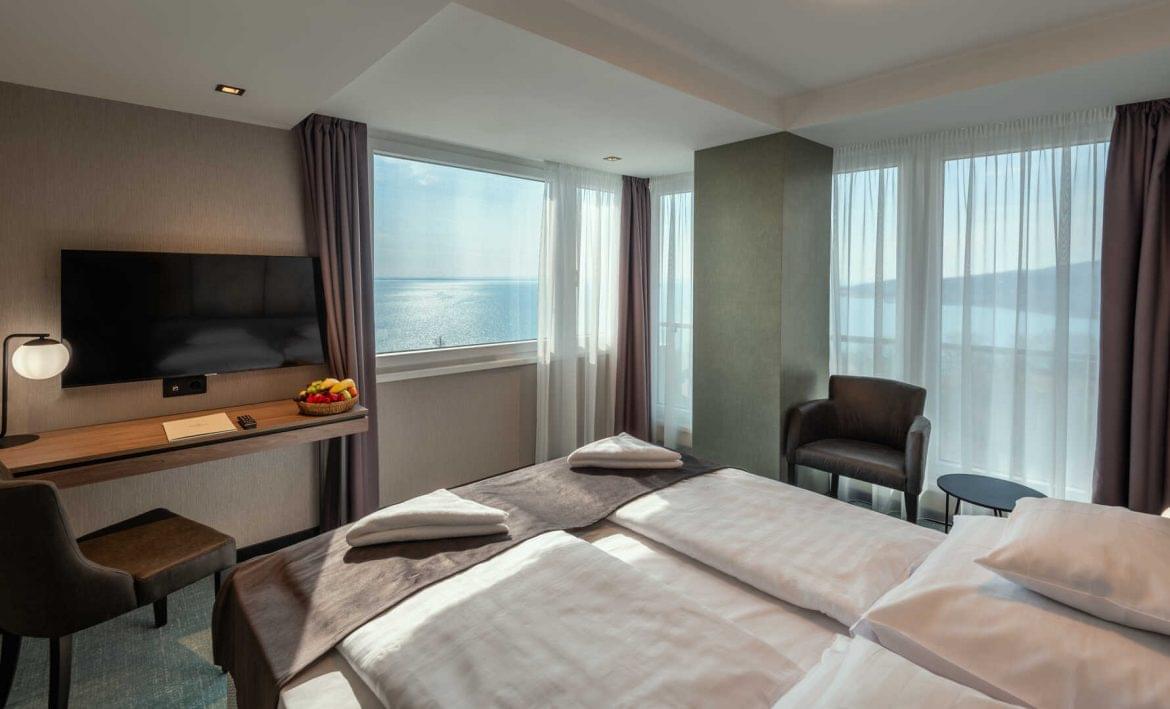 Hunguest Hotels Bál Resort Balatonalmádi skybar