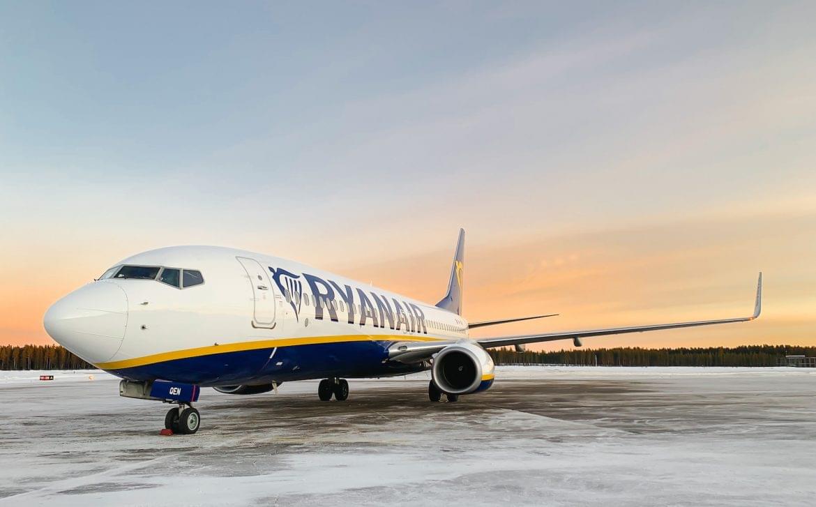 Ryanair vezér Budapest Michael O'leary idióta extraprofit adó