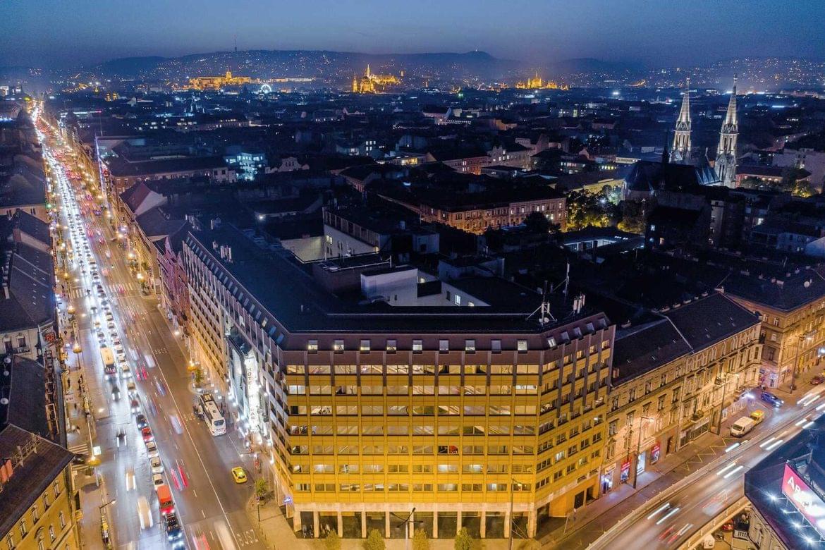 Magyarország legnagyobb szállodája Danubius Hotel Hungaria újranyit
