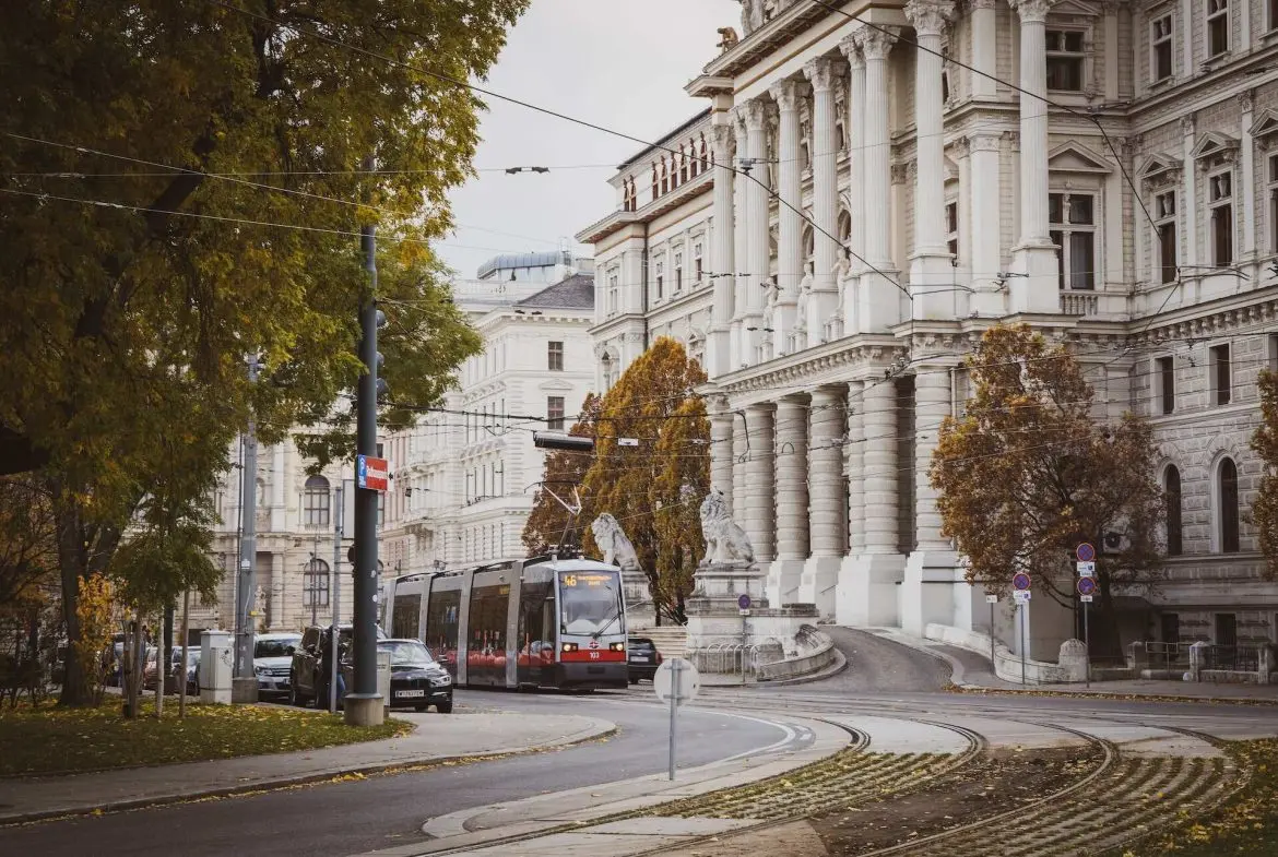 Bécs maszk tömegközlekedés