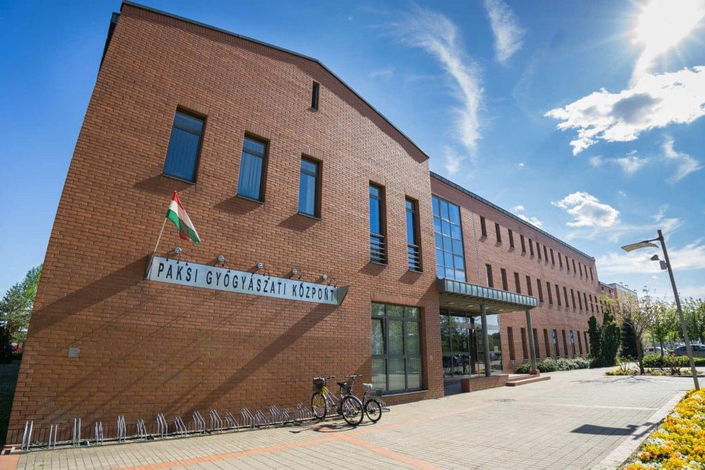 Paksi Gyógyászati Központ gyógyfürdő megszűnt