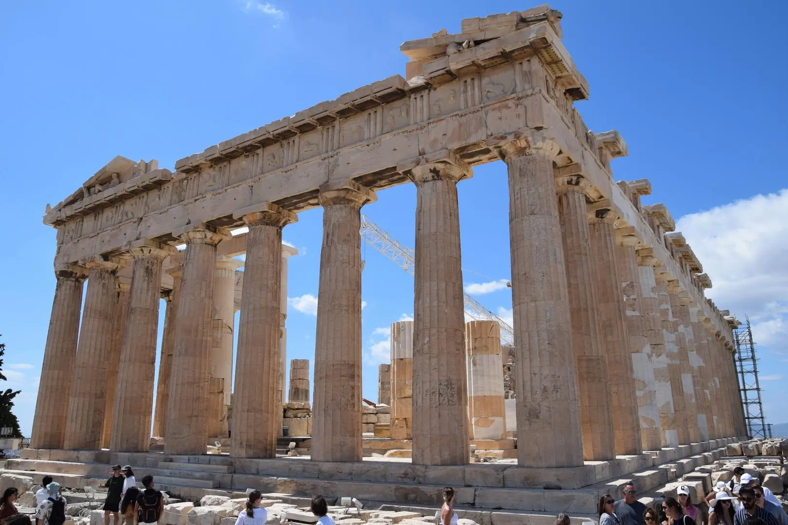 Akropolisz korlátozás napi látogató limit