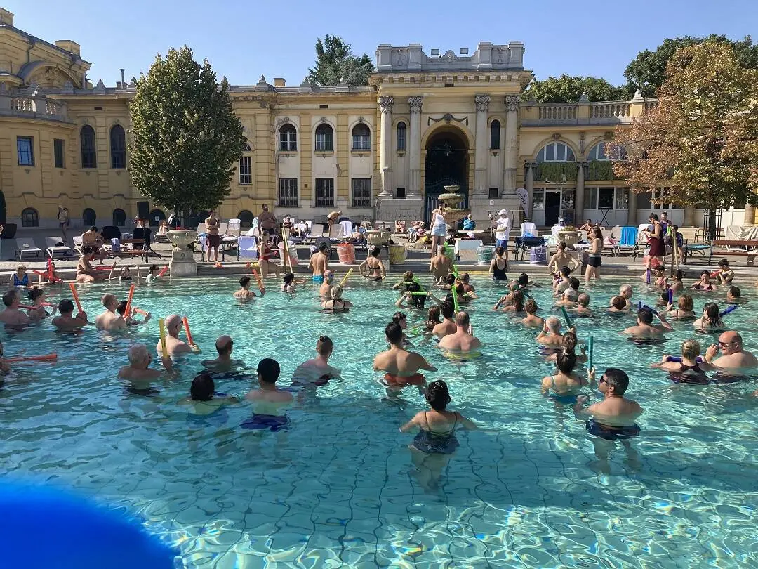 budapesti fürdők örömdobolás