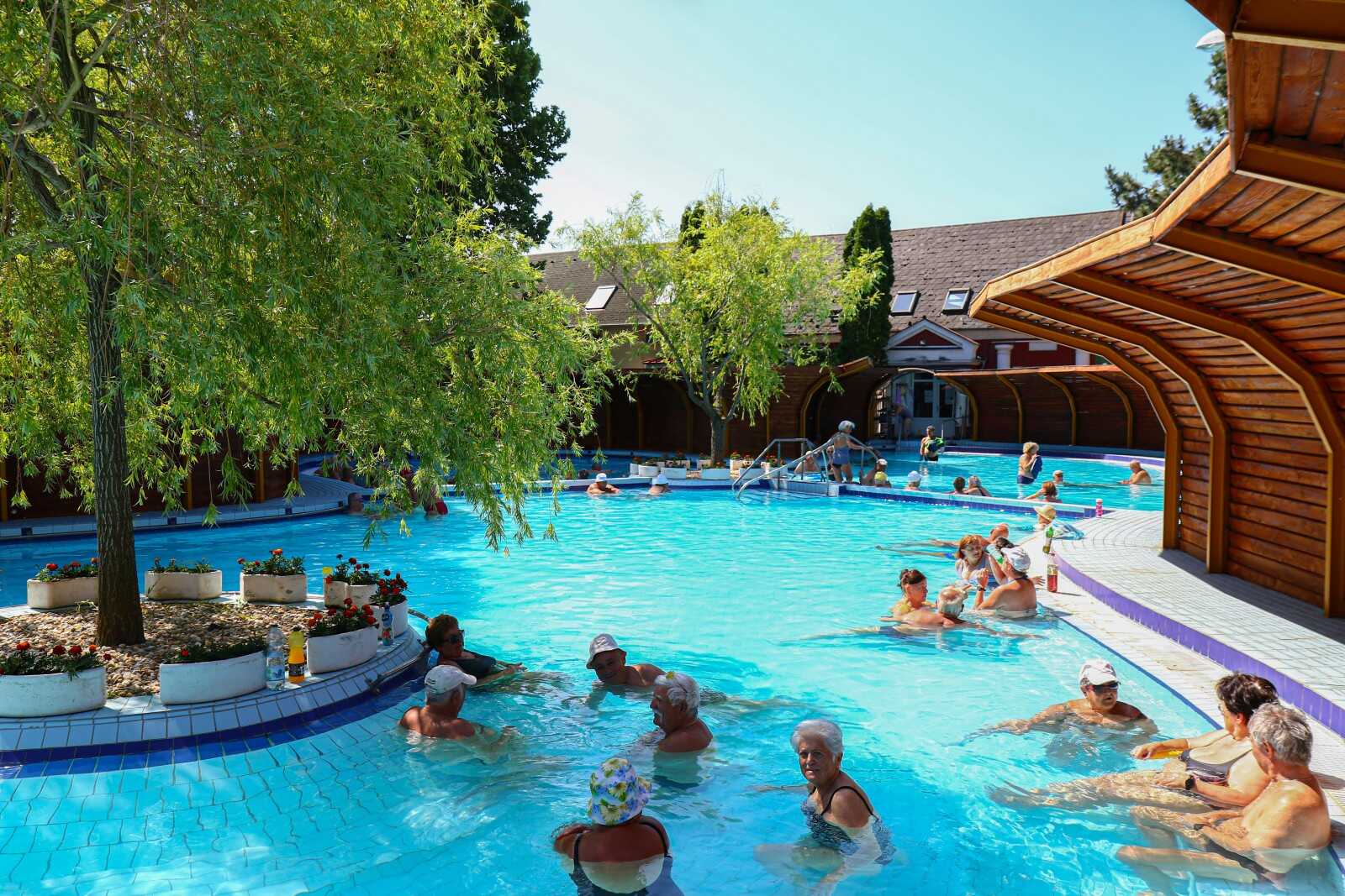 komáromi Brigetio Gyógyfürdő fejlesztés