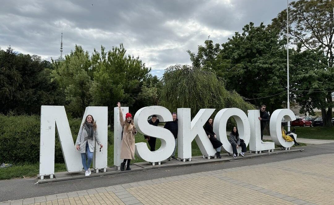 Miskolc study tour influenszer tanulmányút avasi borangolás kvaterka
