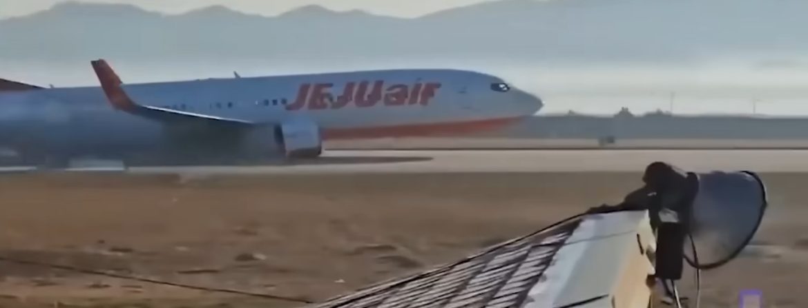 Jeju Air felrobbant landolás Boeing 737 leszállás Dél-Korea repülőszerencsétlenség baleset légikatasztrófa