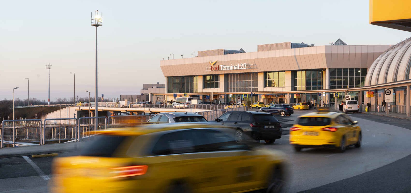 liszt ferenc nemzetközi repülőtér január utasforgalom