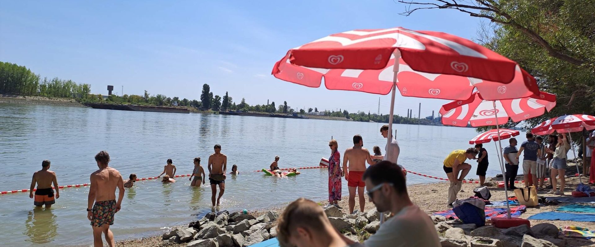 Duna fürdő Árasztó-part Budapest szabadstrand