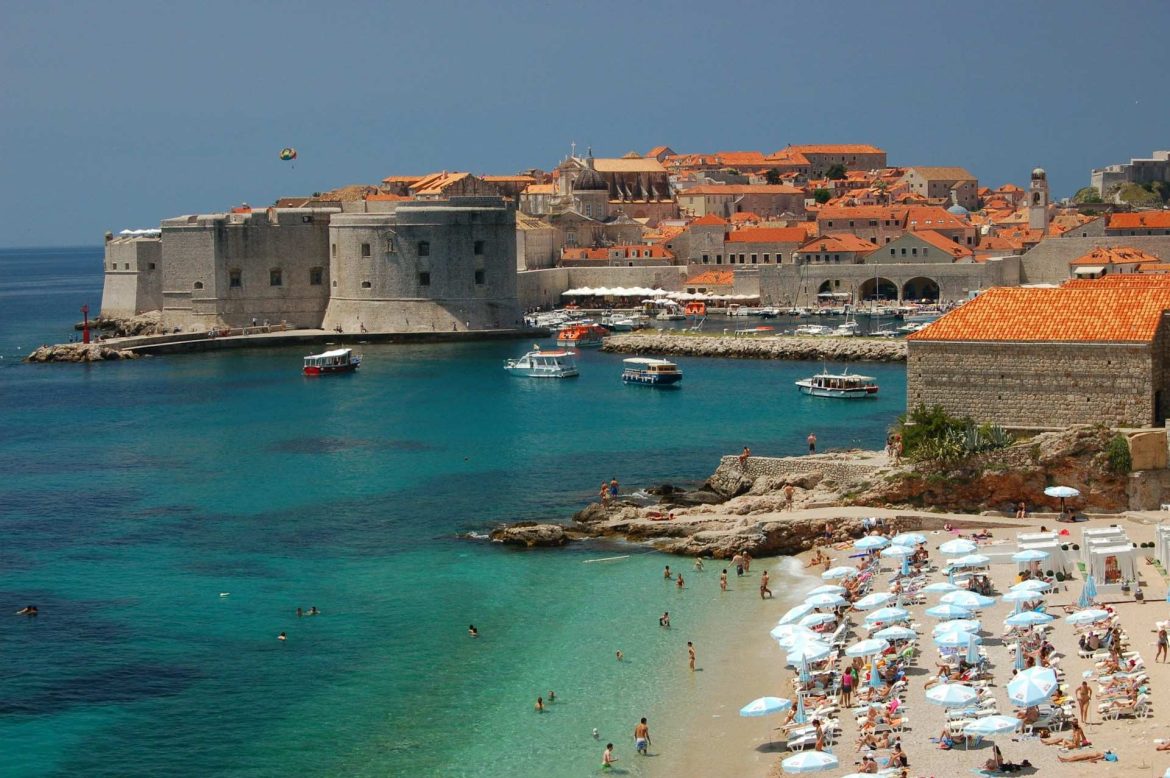 Dubrovnik tengerpartja és óvárosa, Horvátország népszerű úti cél a magyar utazók körében
