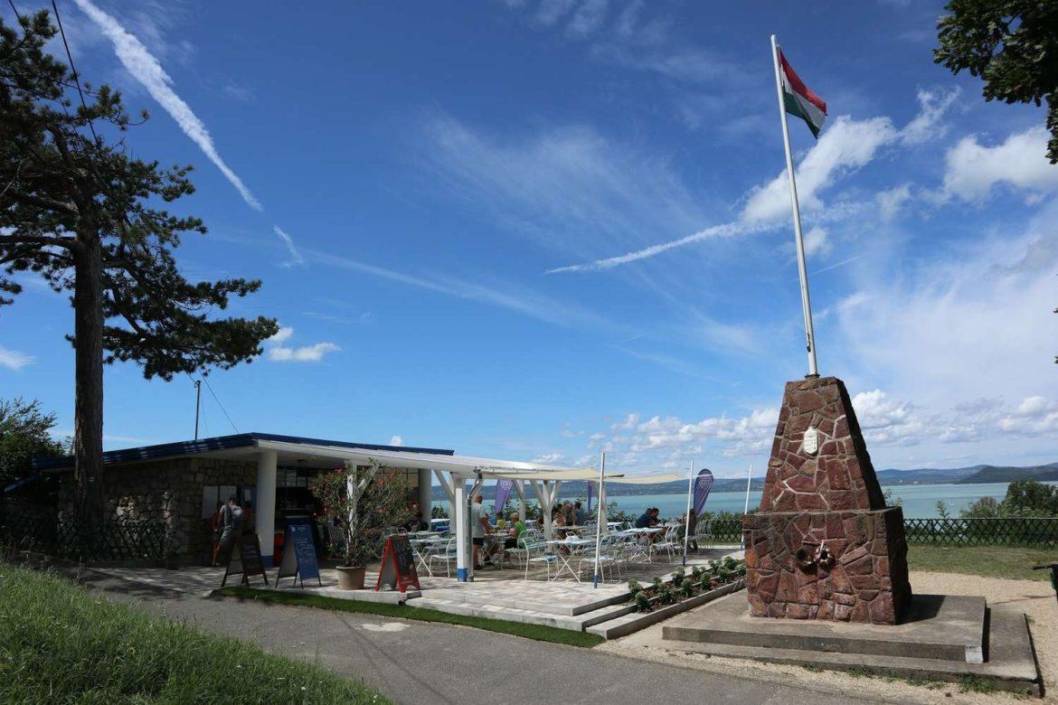 vendégéjszaka 2026 július vendégszám